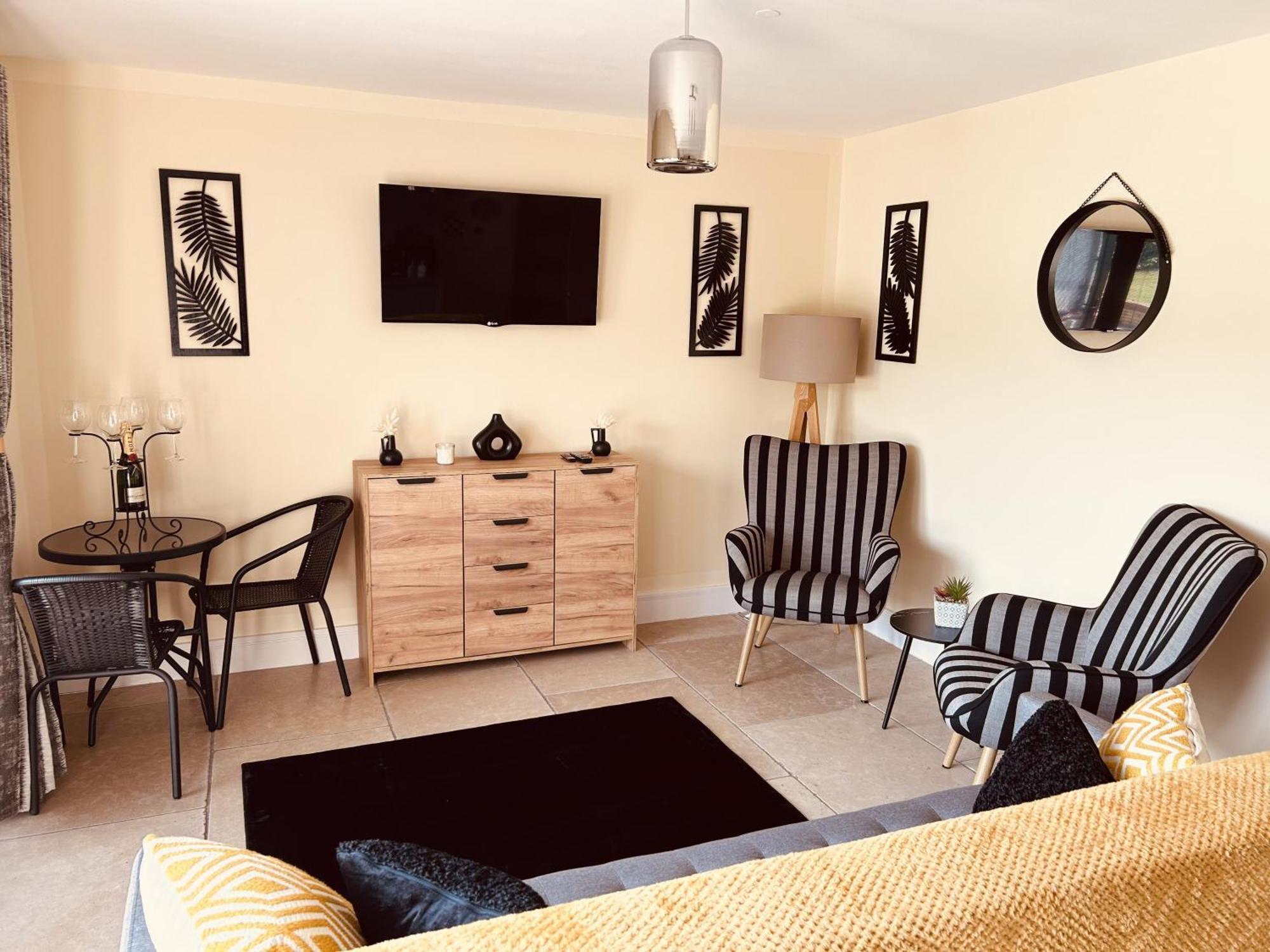 Claverley Hideaway Apartment Bridgnorth Wolverhampton Extérieur photo